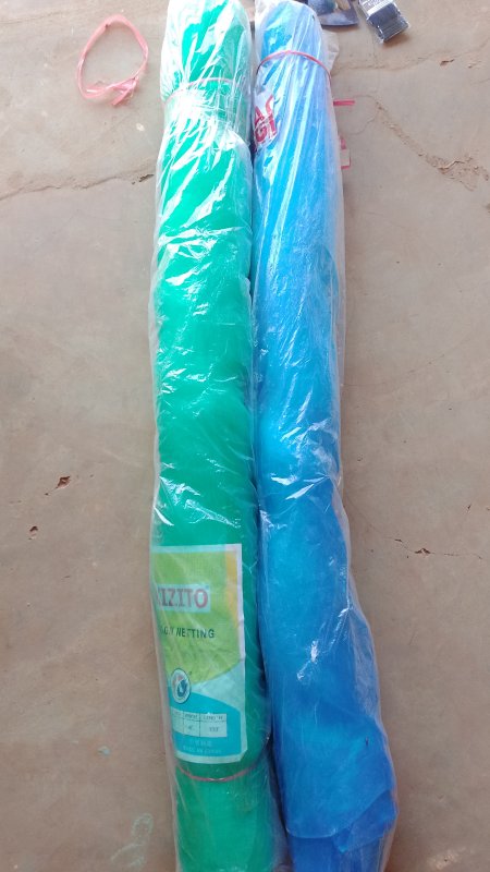 Grillage bleu et vert