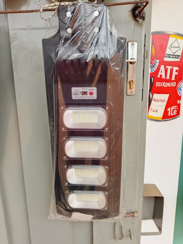 Panneau à 4 lampe
