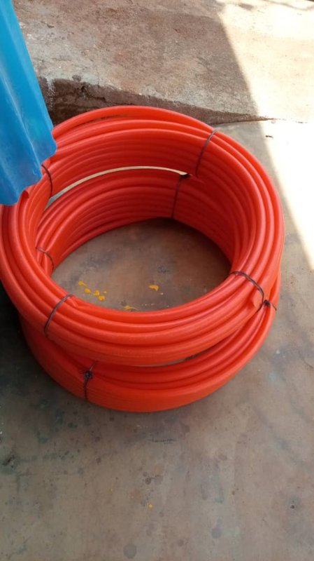 Tuyaux orange de 13